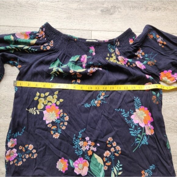 Love Stitch Navy Floral Top Womens Small Tie Sleeves Pink Green Cottagecore - Picture 8 of 8